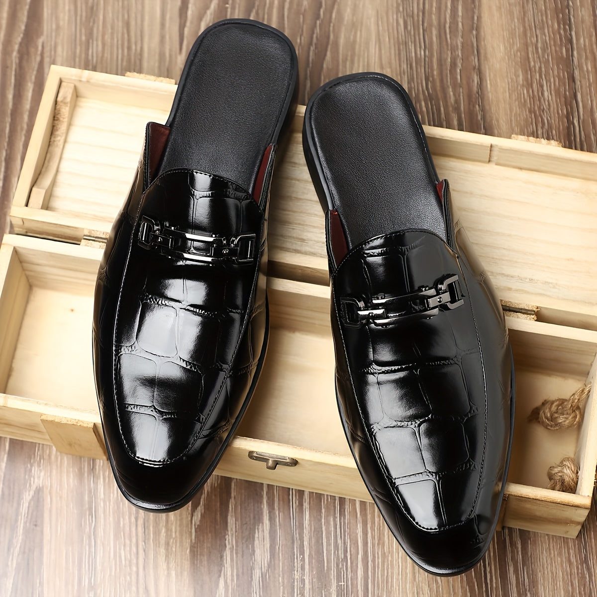 Men’s Mule Loafers with Croc Pattern - Slip-On Backless Design - Metal Bit Detail