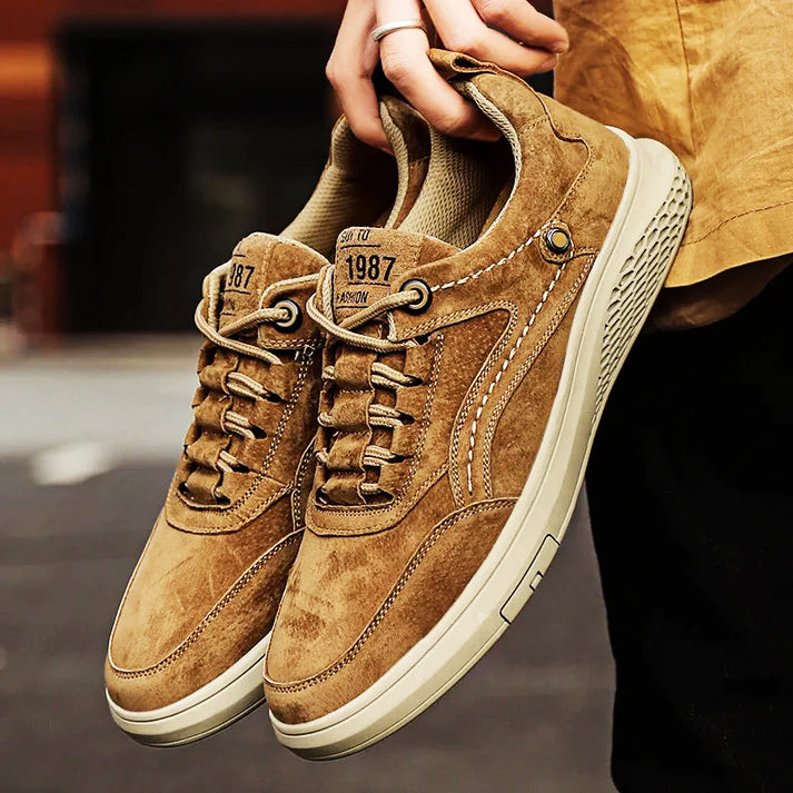 Men's Suede Low-Top Lace-Up Sneakers with Round Toe