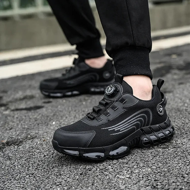Men’s Lace-Up Safety Shoes with Reinforced Toe and Chunky Sole