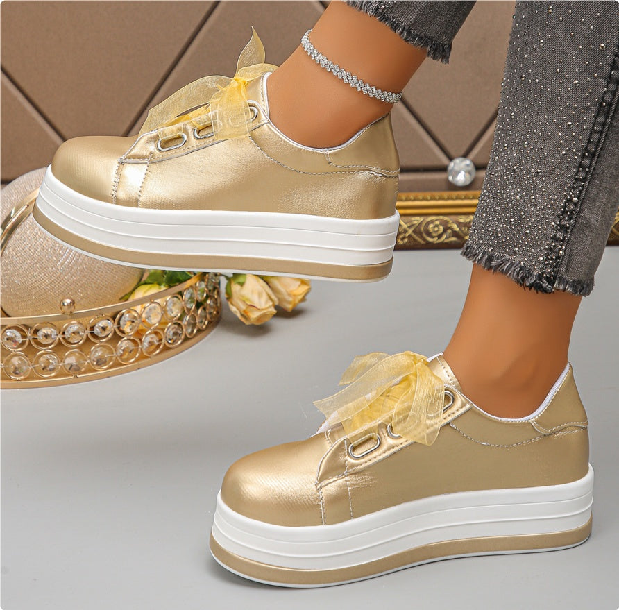 Women's Low Top Platform Sneakers - Lace-Up - Metallic Upper