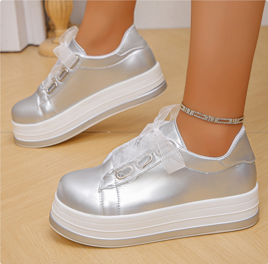 Women's Low Top Platform Sneakers - Lace-Up - Metallic Upper