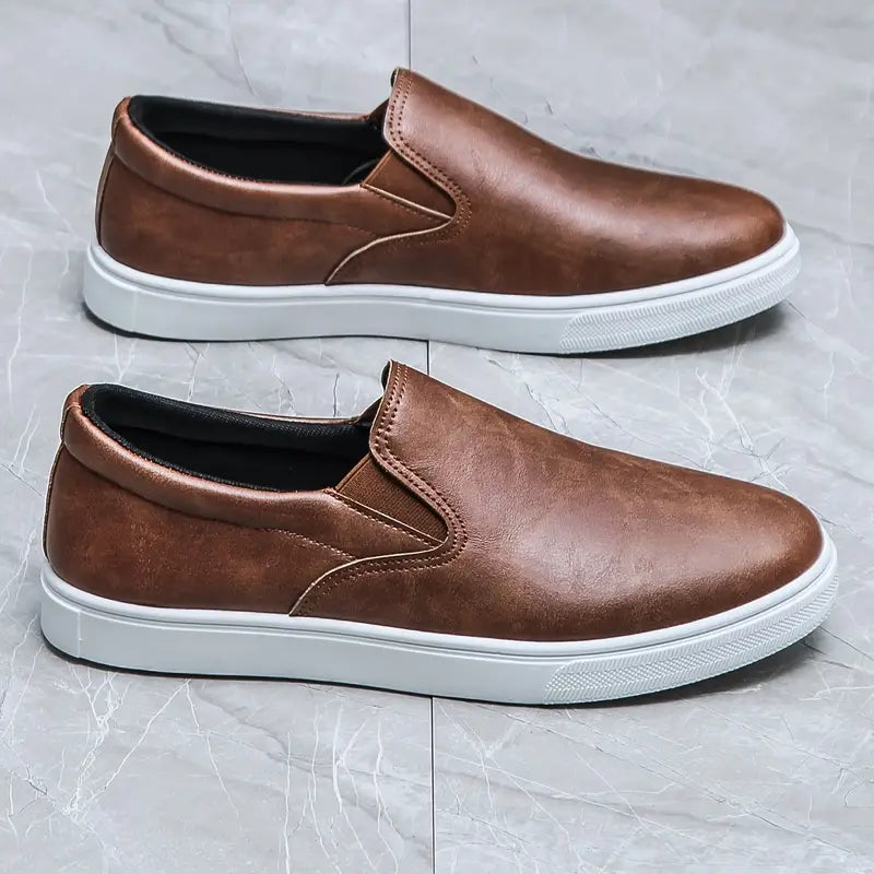 Men's Slip On Shoes - Round Toe - Smooth Upper - Elastic Gusset - Flatform Sole