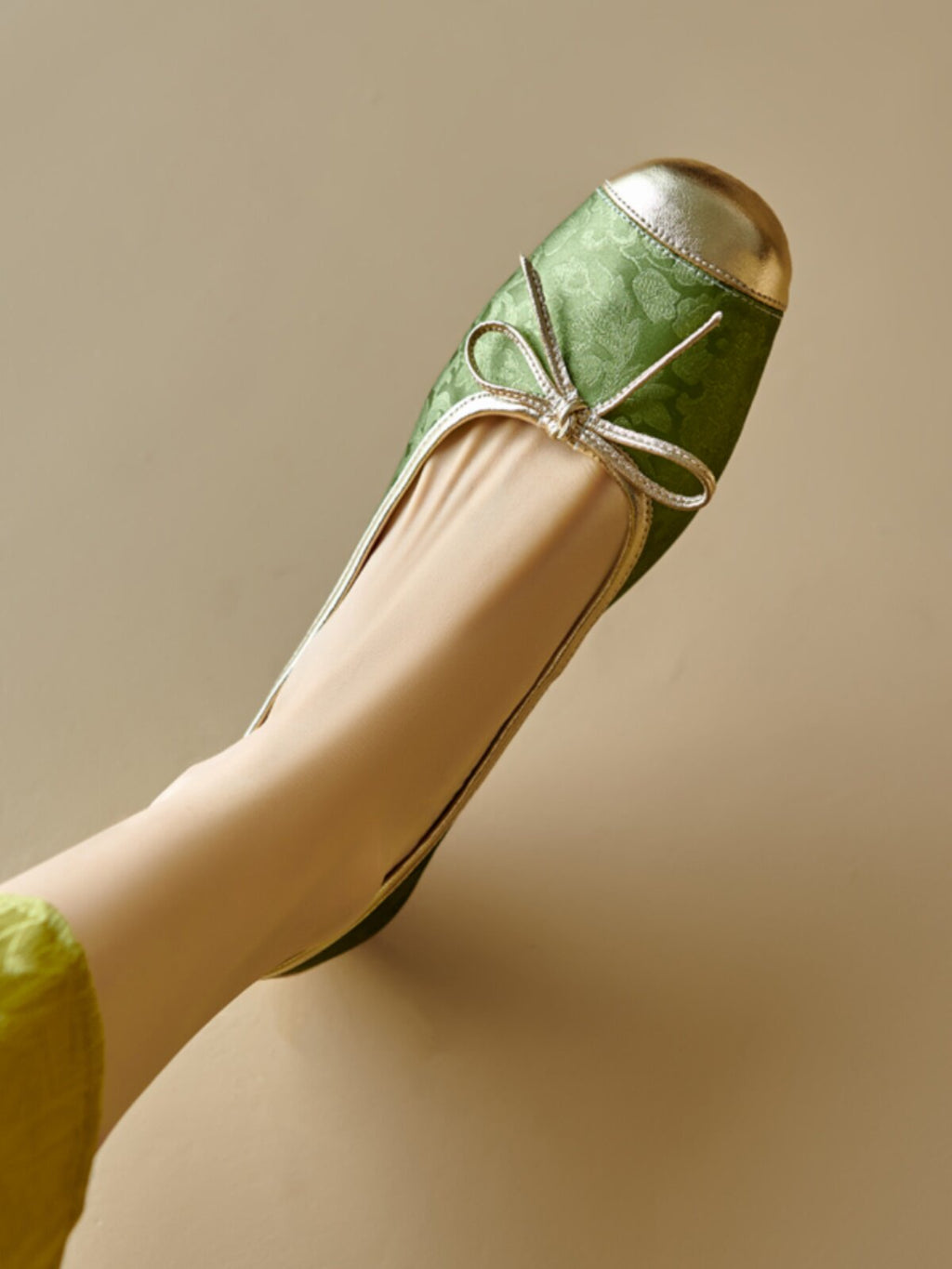 Women's Ballet Flats – Round Cap Toe Jacquard Slip-On with Metallic Bow Detail