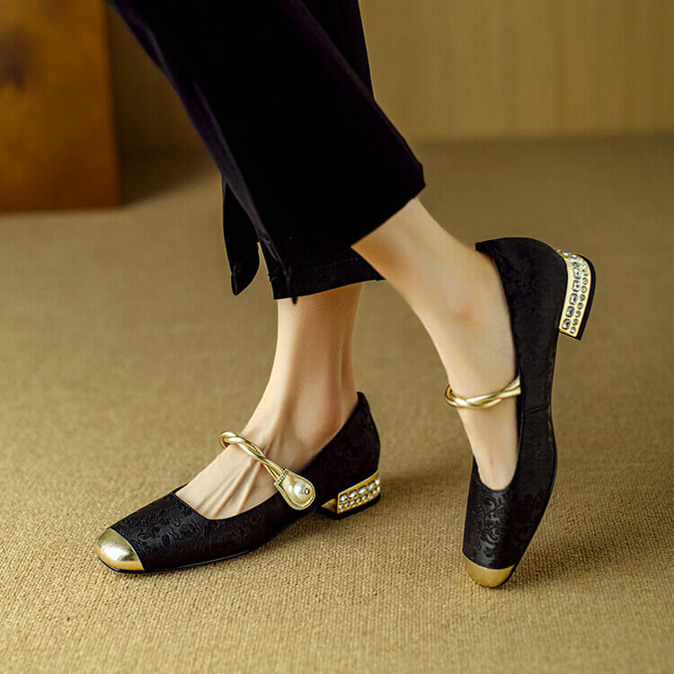 Women’s Mary Jane Flats with Rounded Toe and Strap Closure