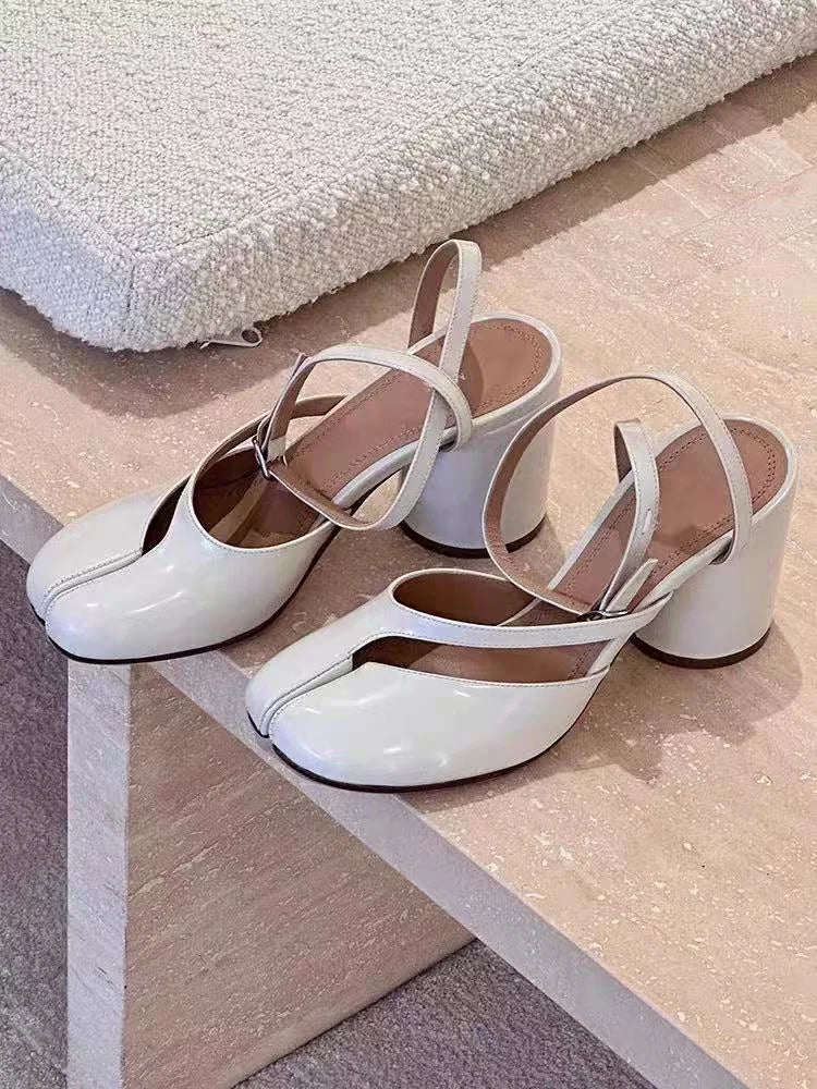 Women's Split Toe Mary Jane Heels - Ankle Strap Block Heel Pumps