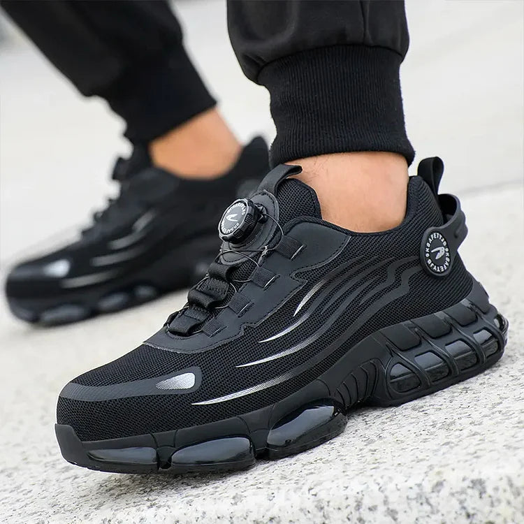Men’s Lace-Up Safety Shoes with Reinforced Toe and Chunky Sole