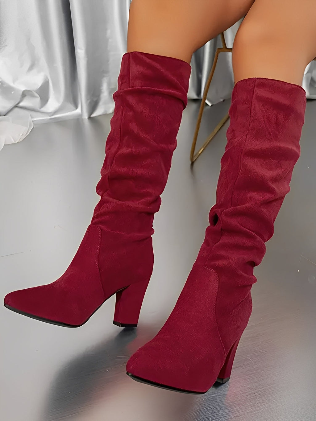 Women’s Knee-High Slouch Boots with Block Heel and Side Zip