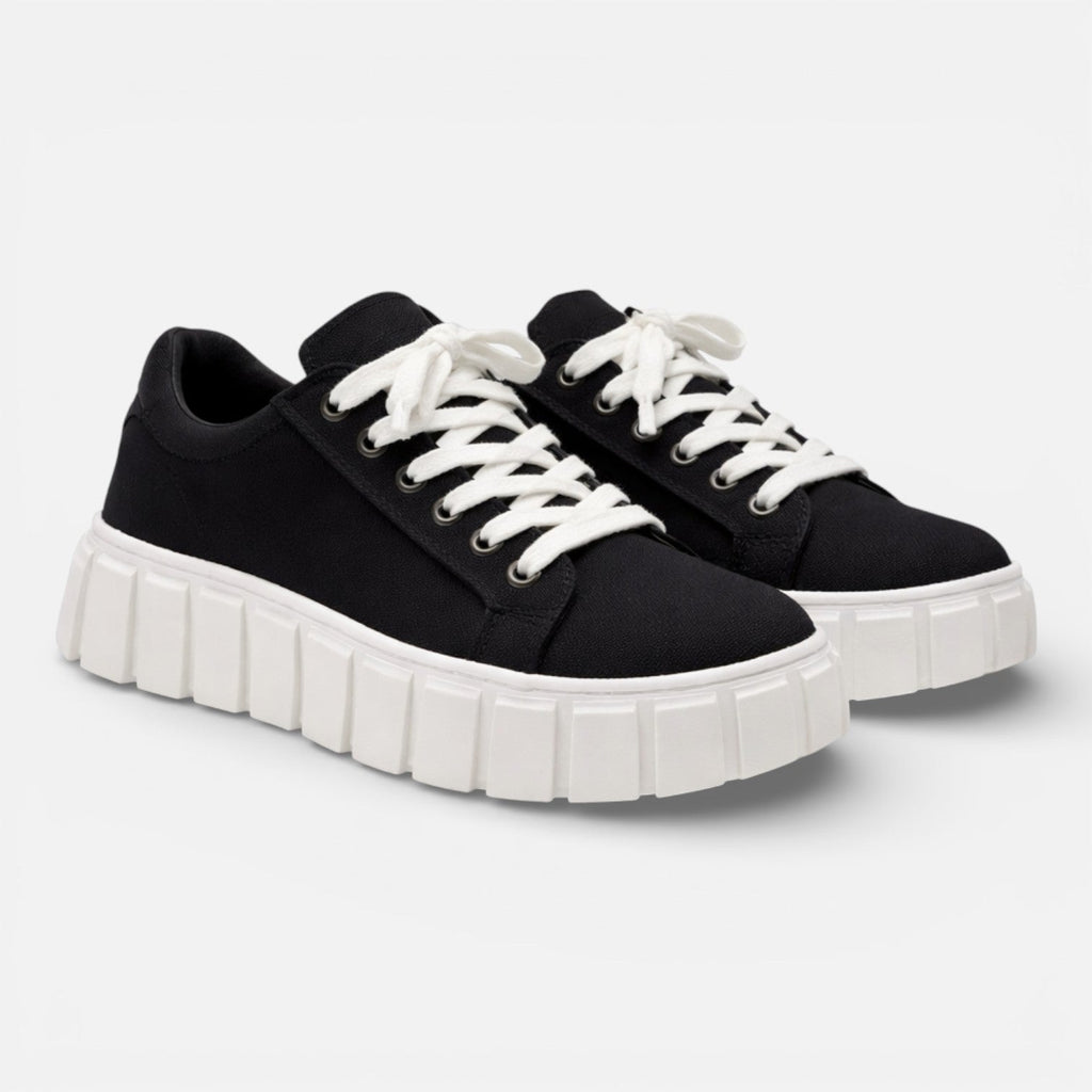 Women's Platform Sneakers - Lace-Up Chunky Sole Low-Top Rounded Toe