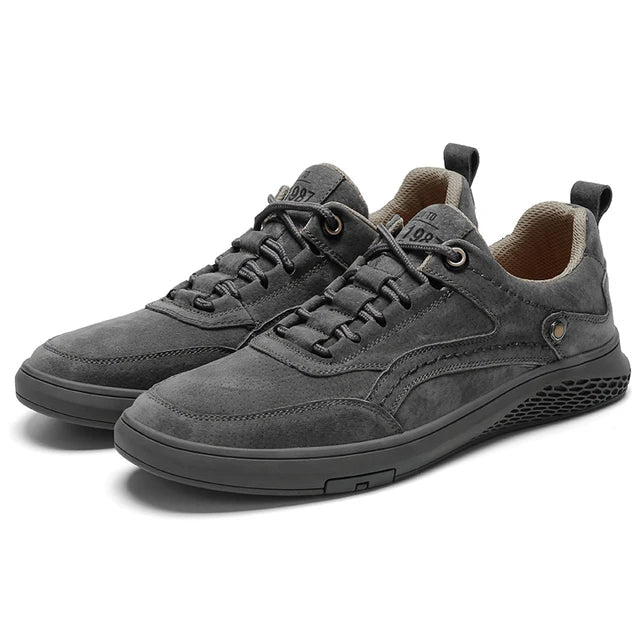 Men's Suede Low-Top Lace-Up Sneakers with Round Toe