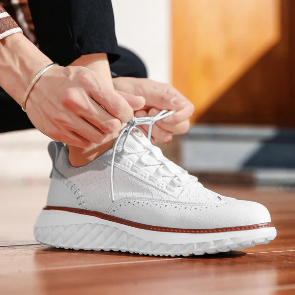 Men’s Textured Lace-Up Sneakers with Modern Wingtip Detailing and Cushioned Sole
