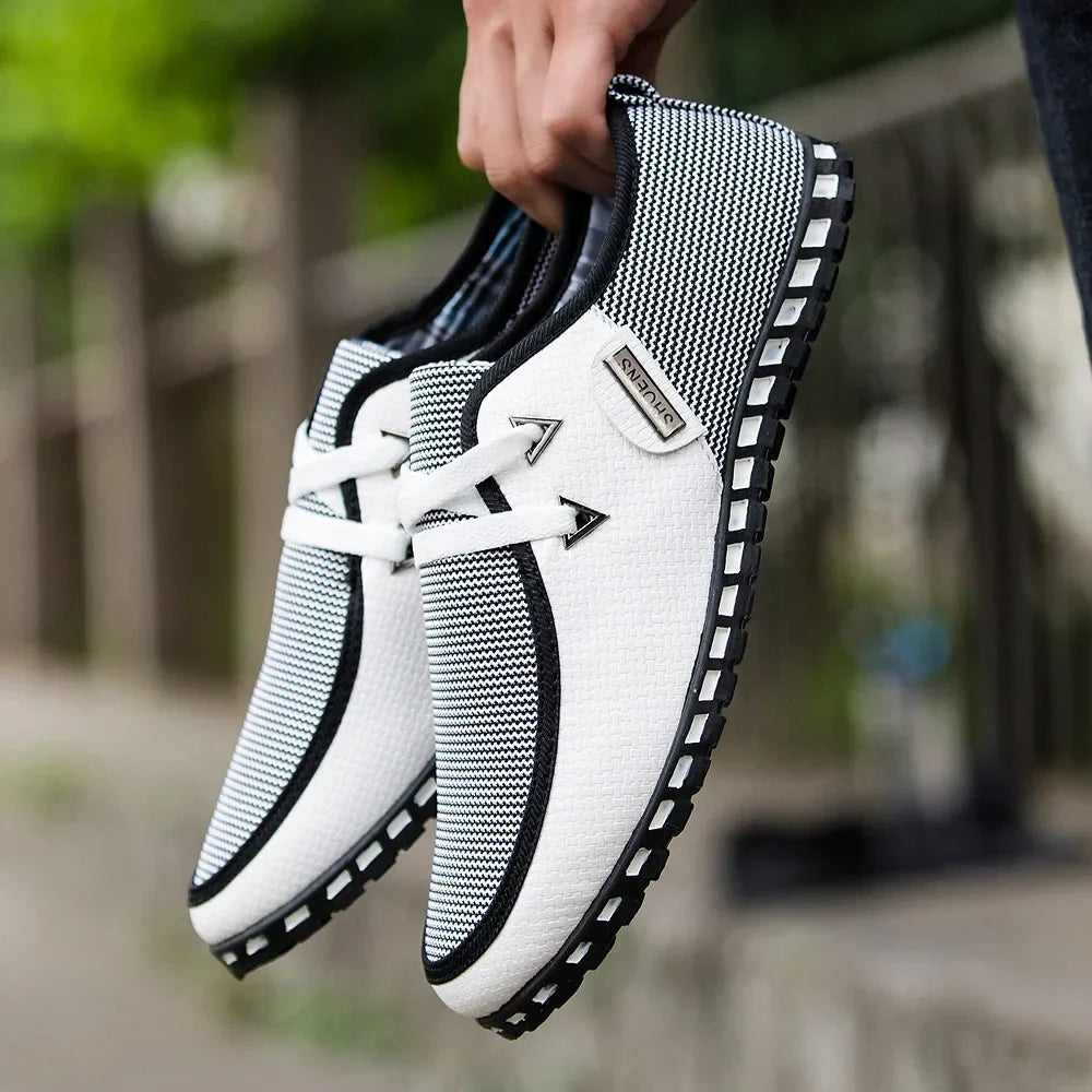 Men's Mesh Striped Panel Low-Top Sneakers - Lace-Up