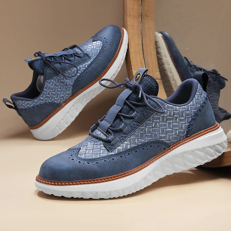 Men’s Textured Lace-Up Sneakers with Modern Wingtip Detailing and Cushioned Sole