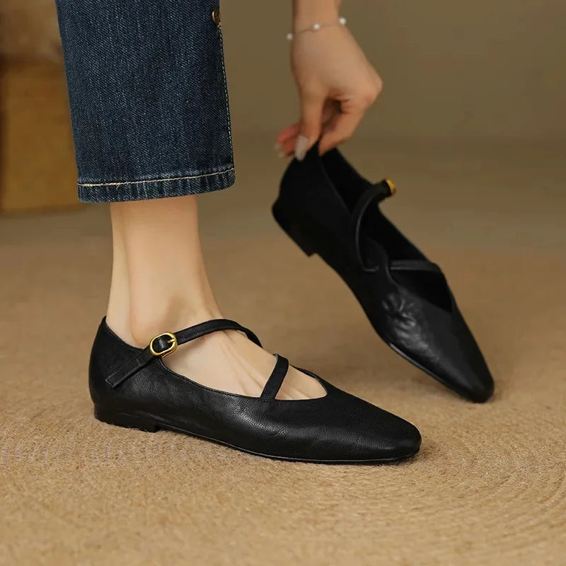 Women's Mary Jane Flats - Cross-Strap Buckle Closure Pointed Toe