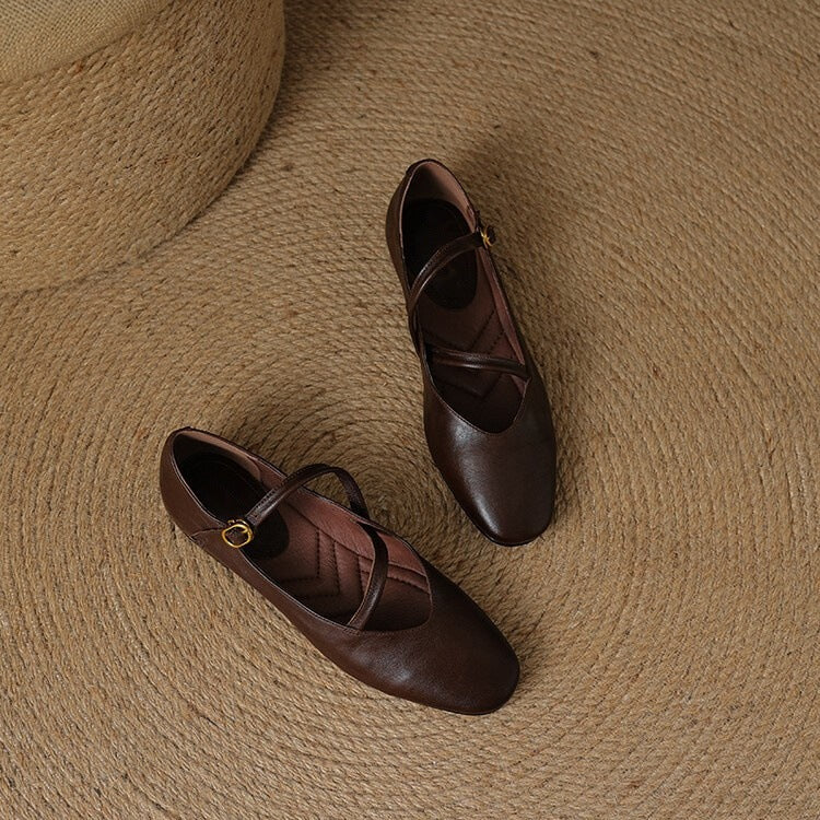 Women's Mary Jane Flats - Cross-Strap Buckle Closure Pointed Toe