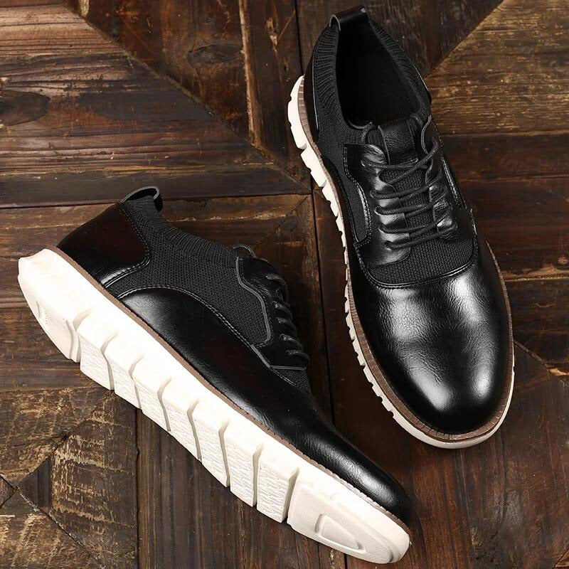 Men’s Lace-Up Casual Sneakers with Contrast Panels and Textured Sole