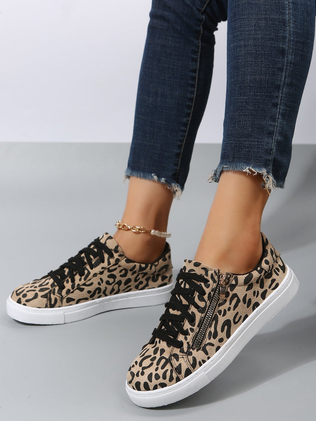 Leopard Print All-matching Four Seasons Lace Up Platform Sneaker