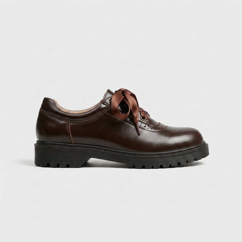 Women's Leather Lace-Up Oxford Shoes - Rounded Toe - Chunky Ridged Outsole