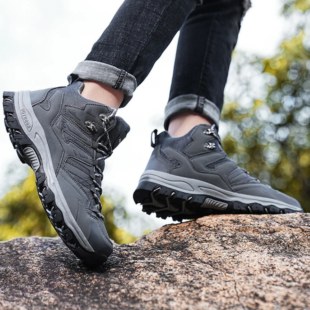 Men’s Waterproof Mid-Top Hiking Shoes with Lace-Up Support